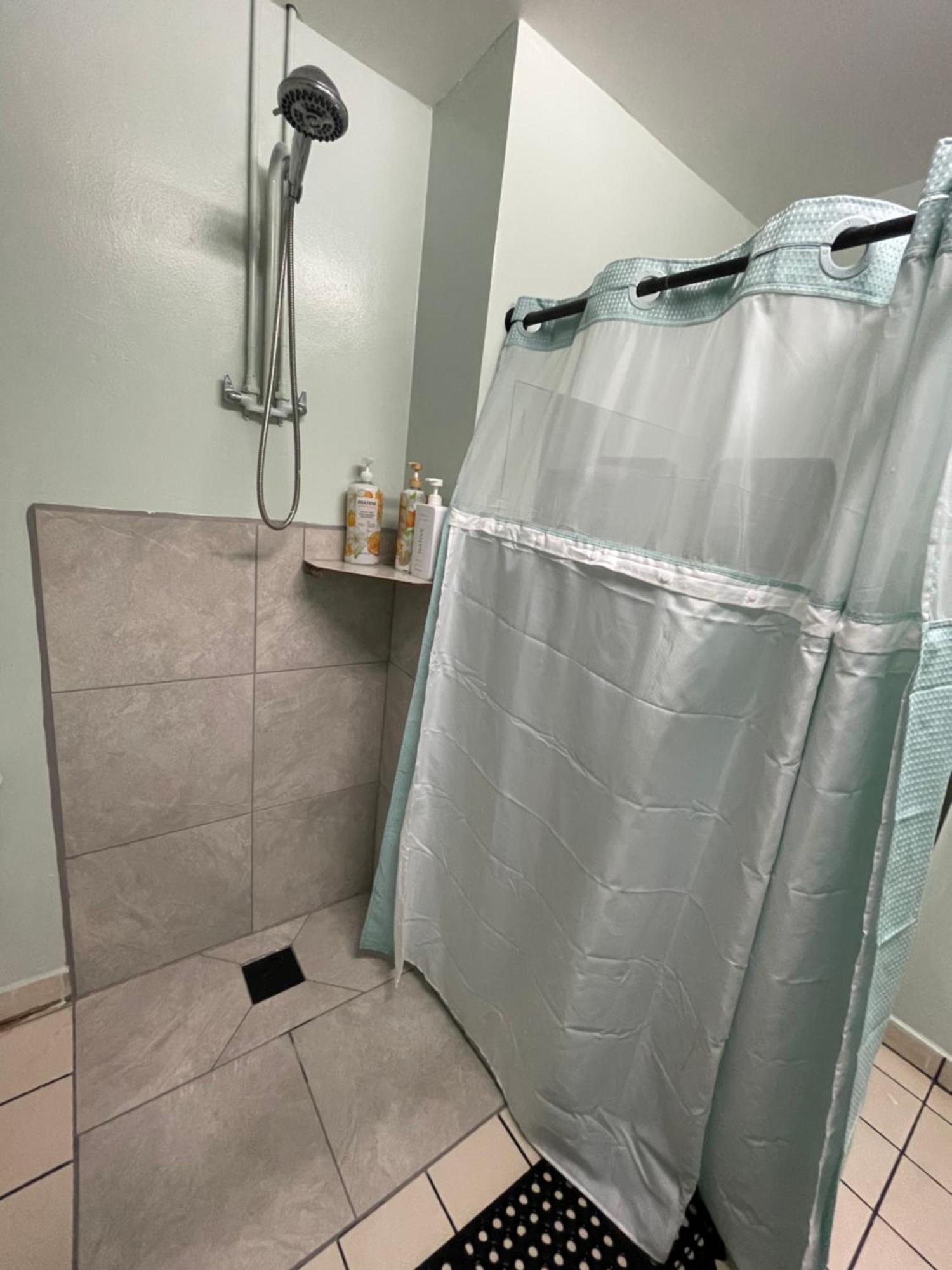 Doho Suites Хонолулу Екстериор снимка