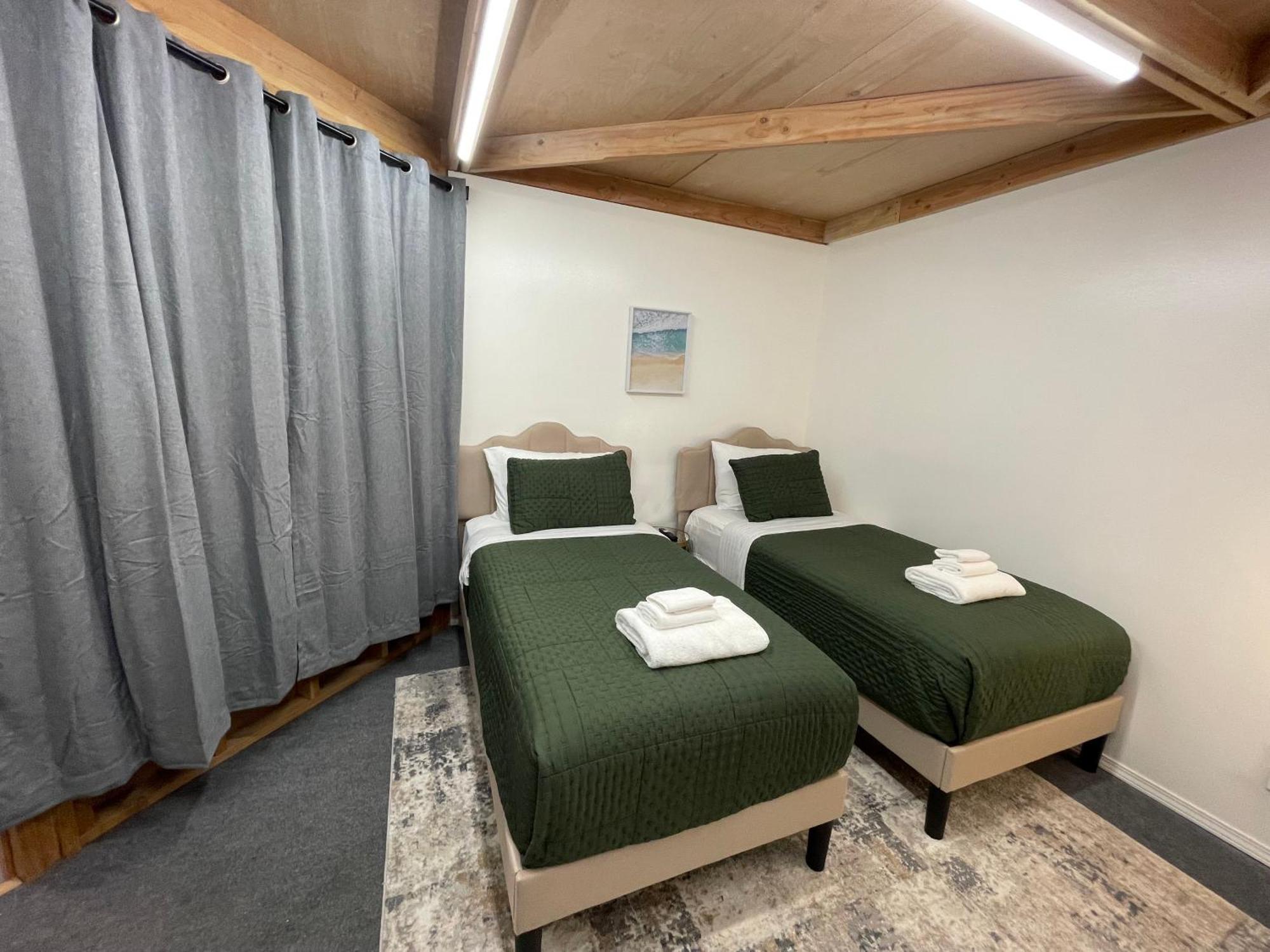 Doho Suites Хонолулу Екстериор снимка